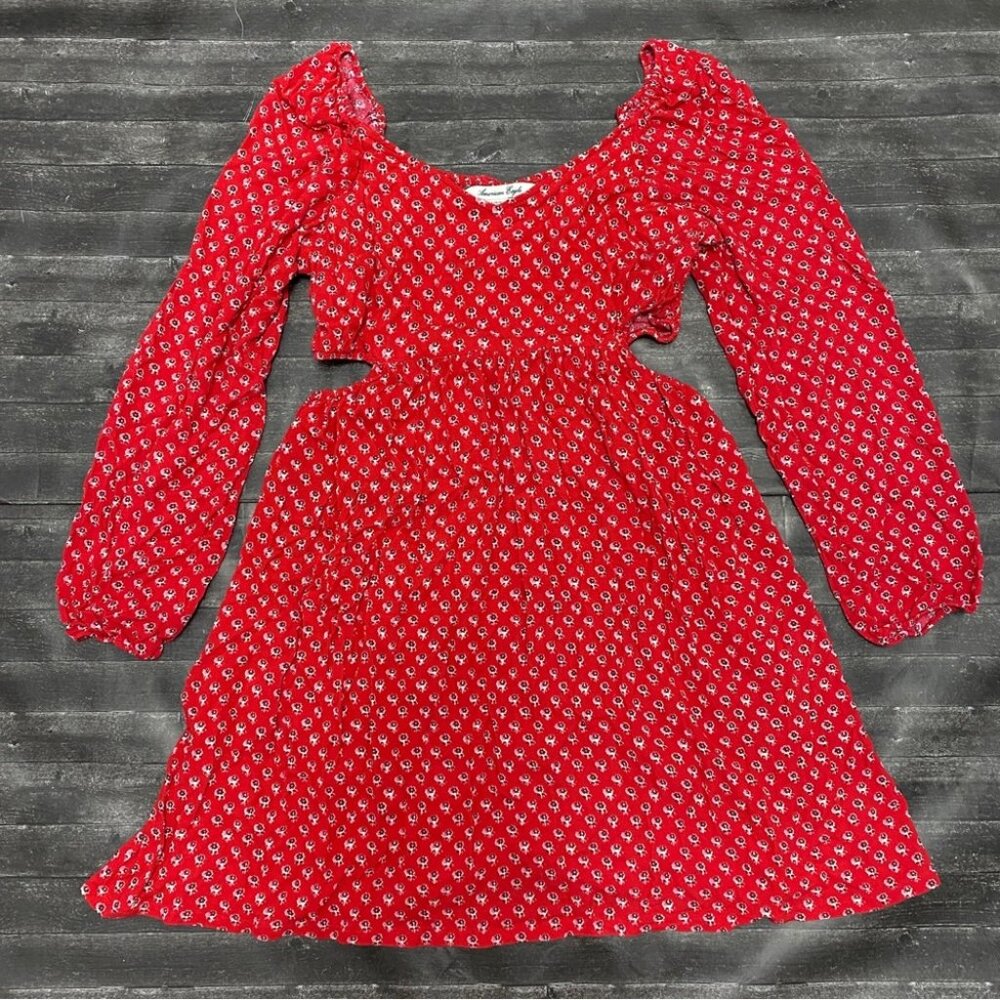 AMERICAN EAGLE RED FLORAL CUT OUT LONG SLEEVE DRESS